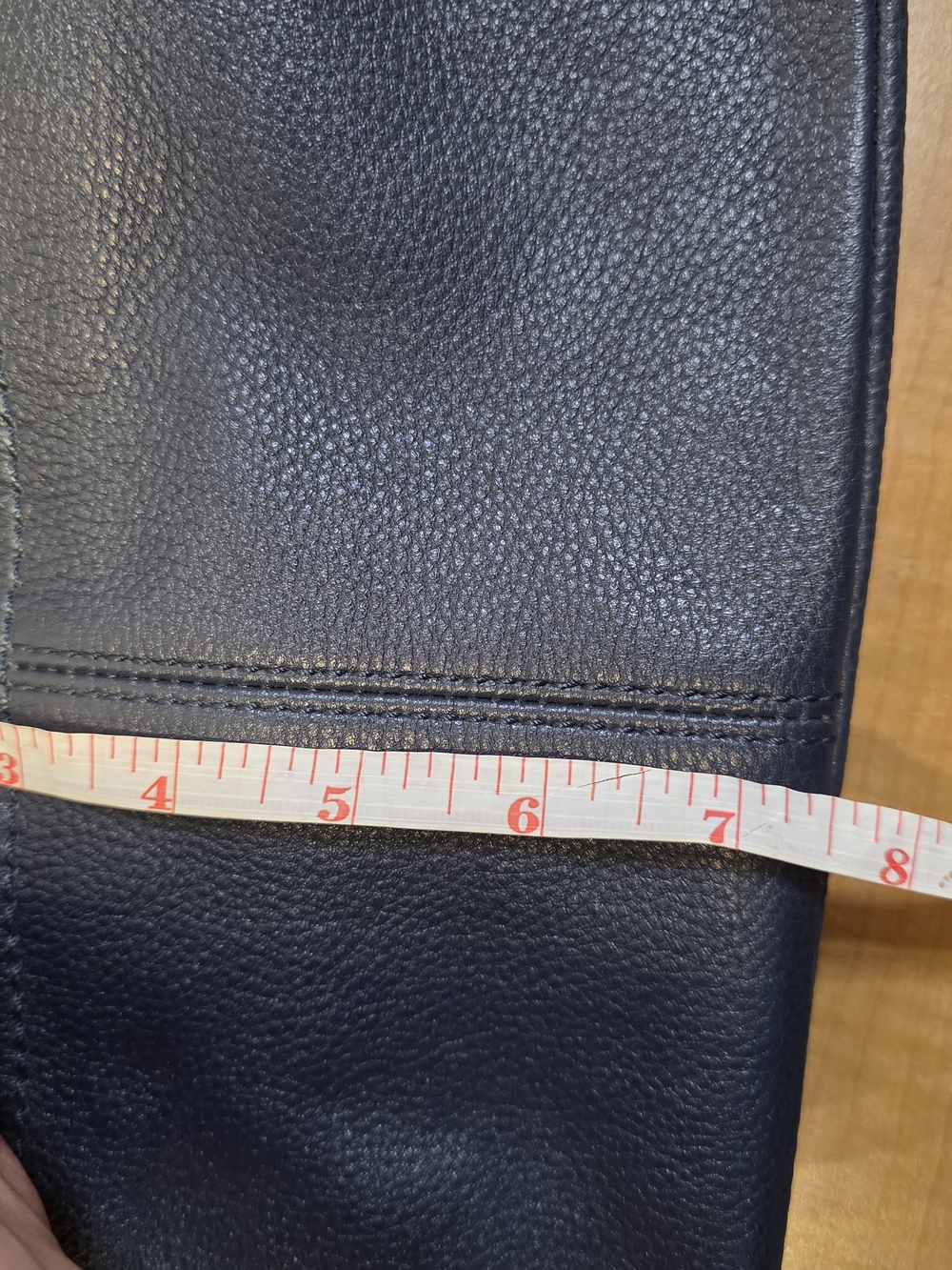 The Sak Blue Pebbled Leather Shoulder Bag - Picture 4 of 9